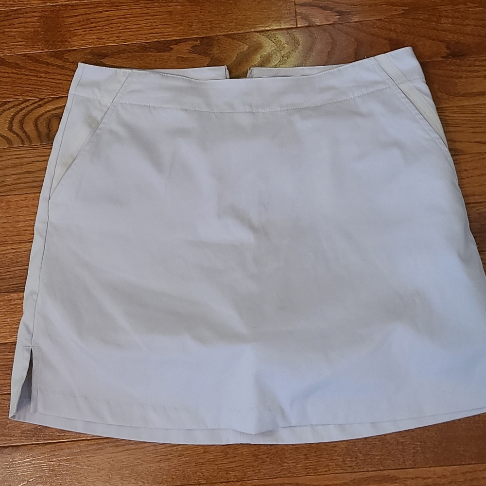 Golf skort